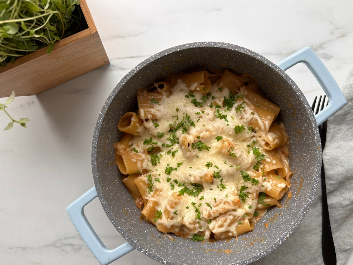 French onion one pot pasta