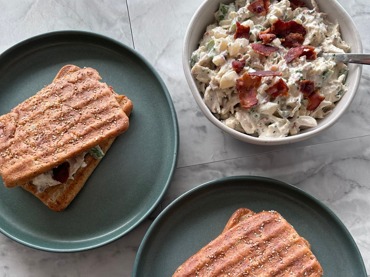 Madplan: Sandwich med kylling/bacon salat