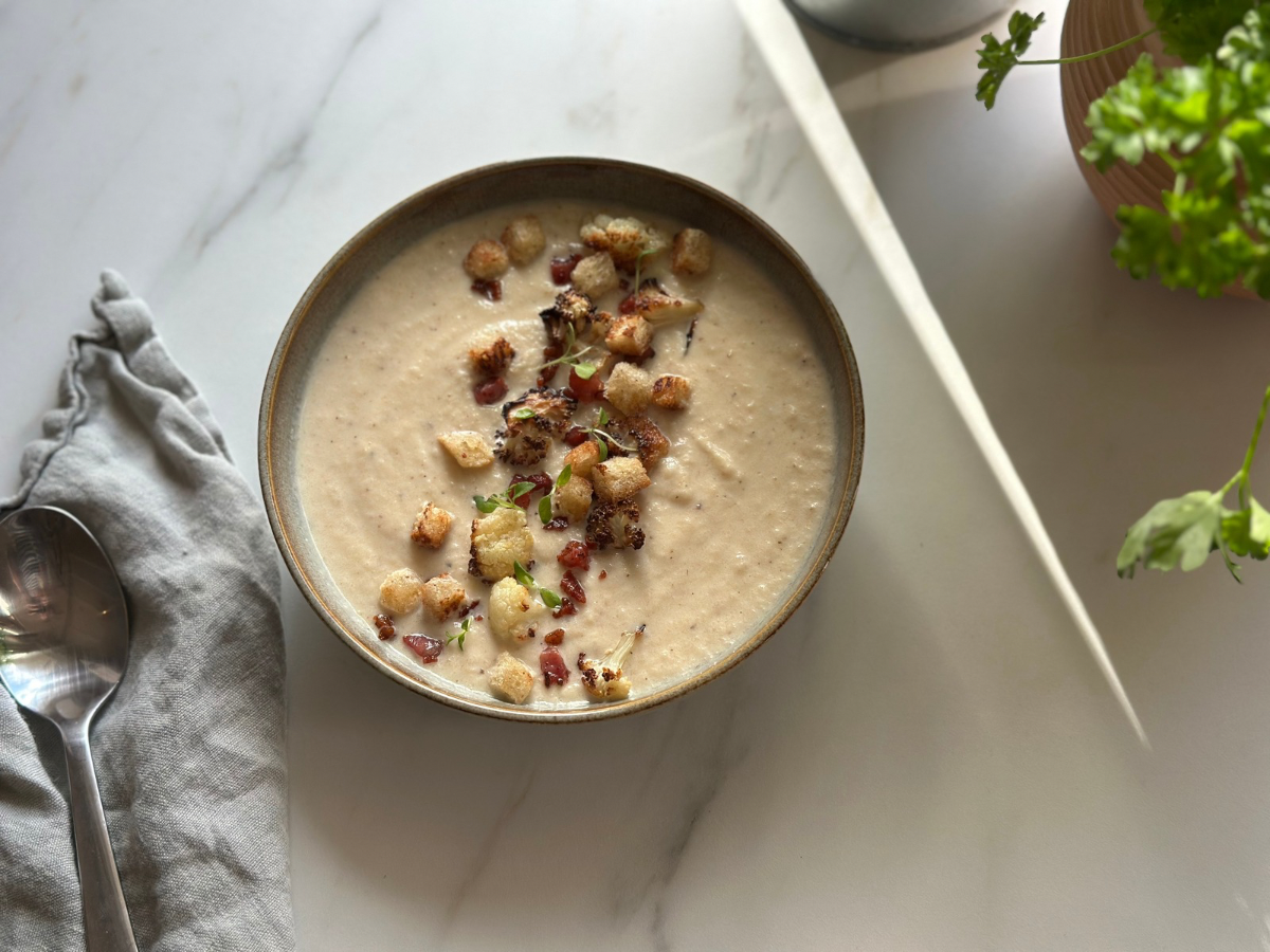 Bagt blomkålssuppe